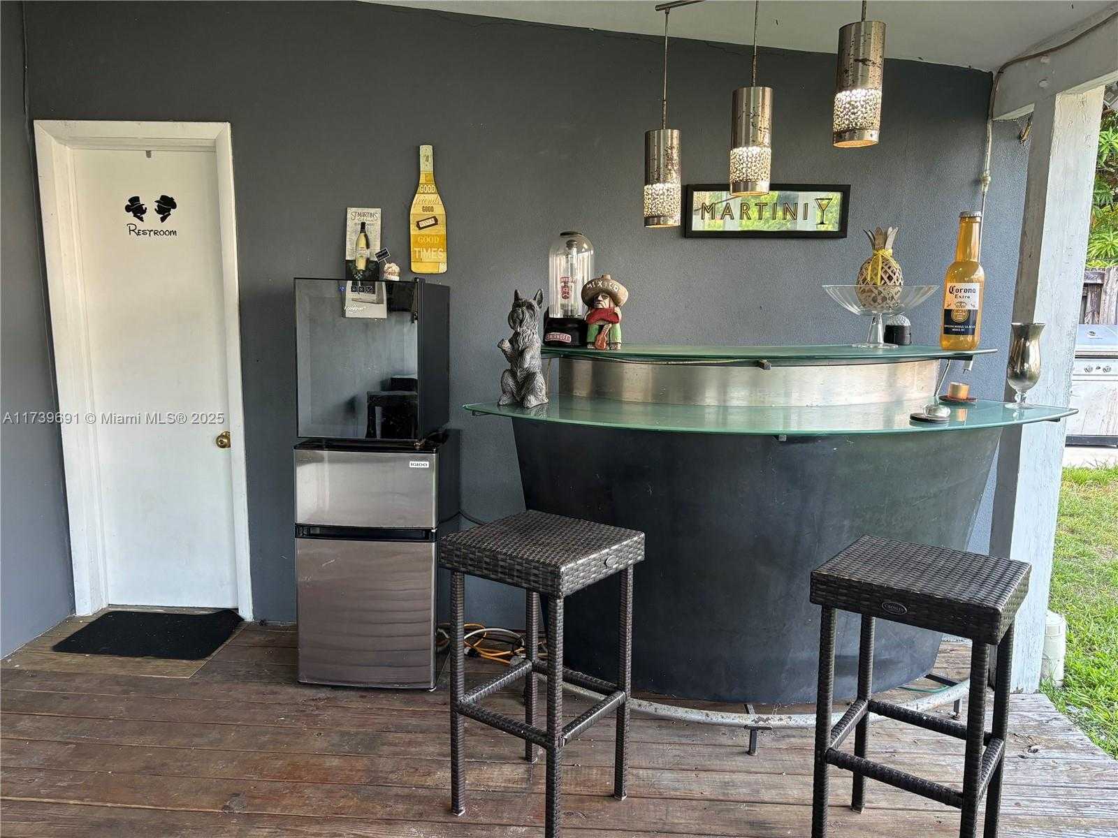 Small Image of 1332 SOUTH WEST 22ND AVE, Fort Lauderdale Number 7