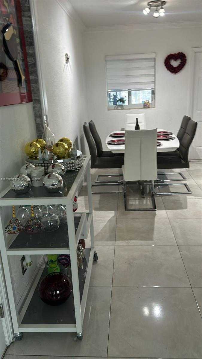 Small Image of 1332 SOUTH WEST 22ND AVE, Fort Lauderdale Number 8