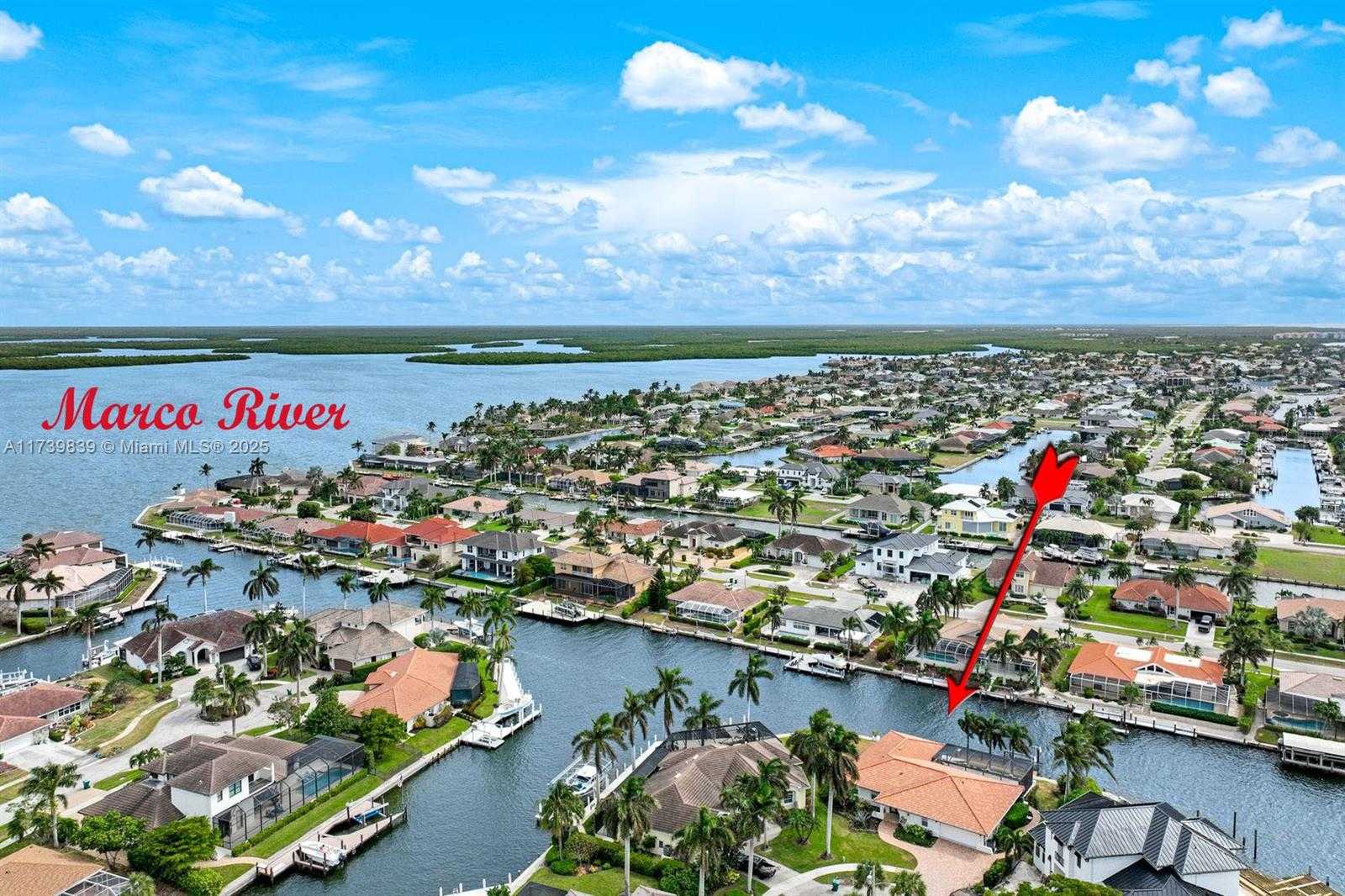 Small Image of 418 TARPON CT, Marco Island Number 2