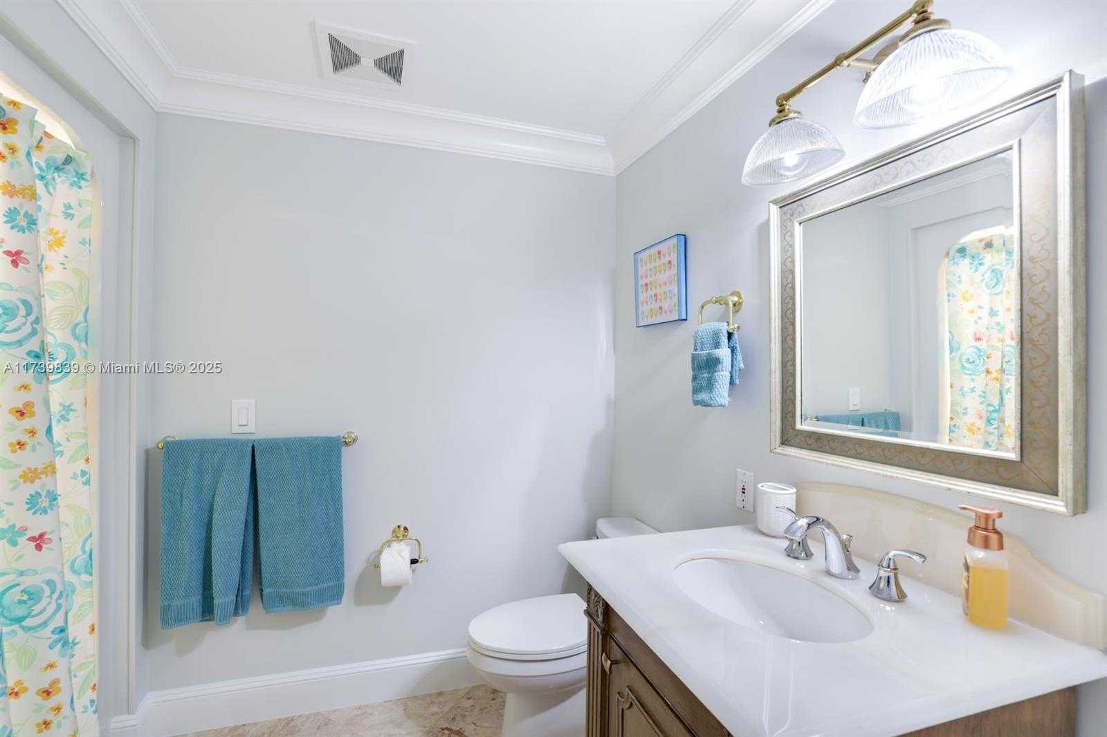 Small Image of 418 TARPON CT, Marco Island Number 34