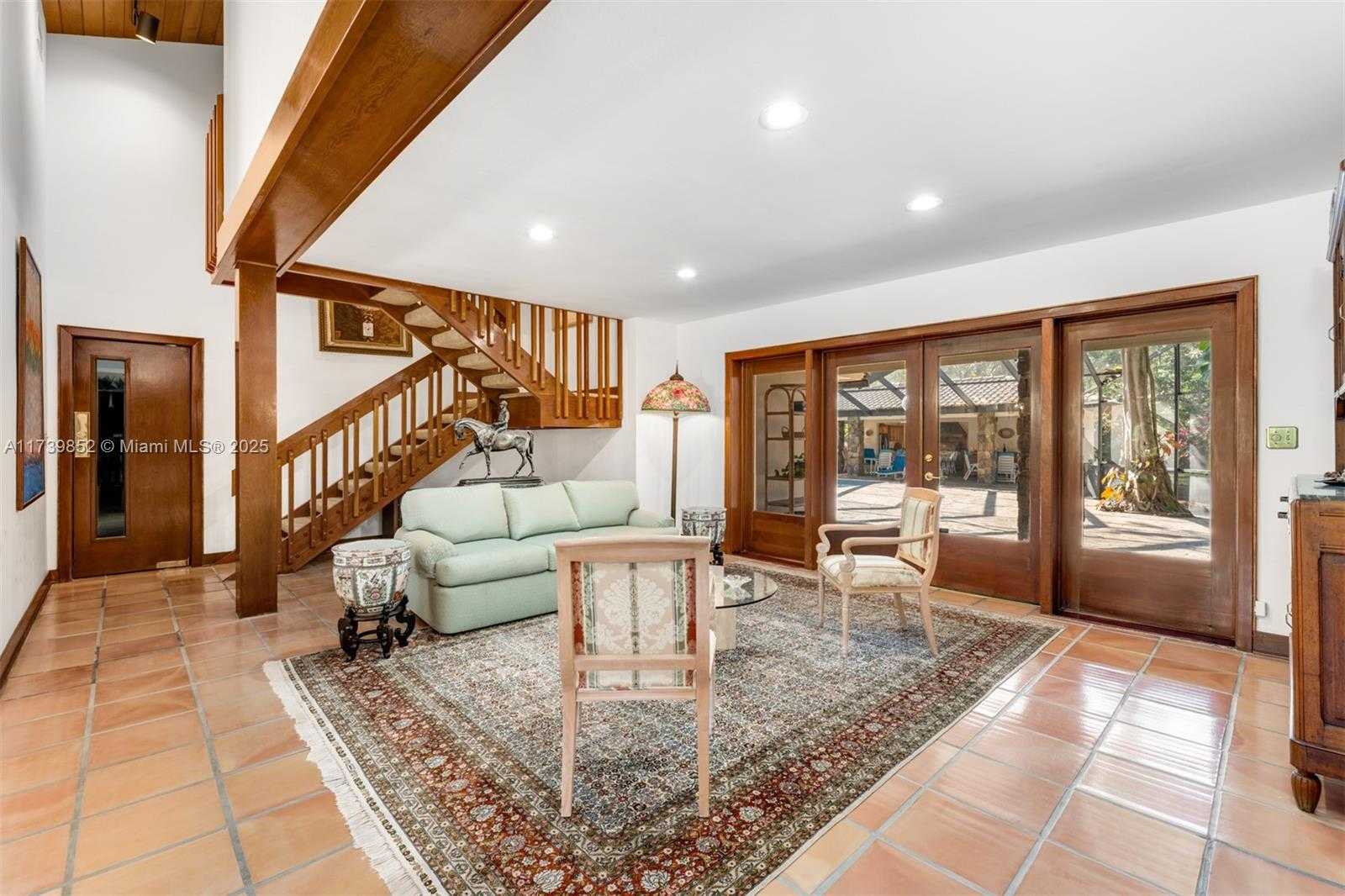Small Image of 9490 OLD CUTLER LN, Coral Gables Number 12