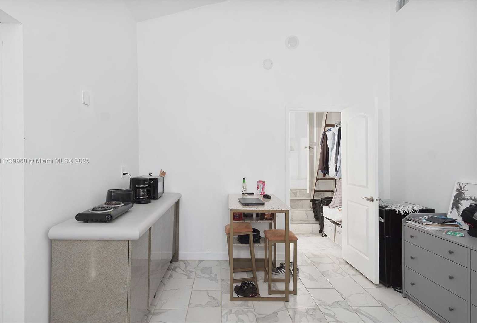 Small Image of 425 NORTH WEST 122ND ST, North Miami Number 18