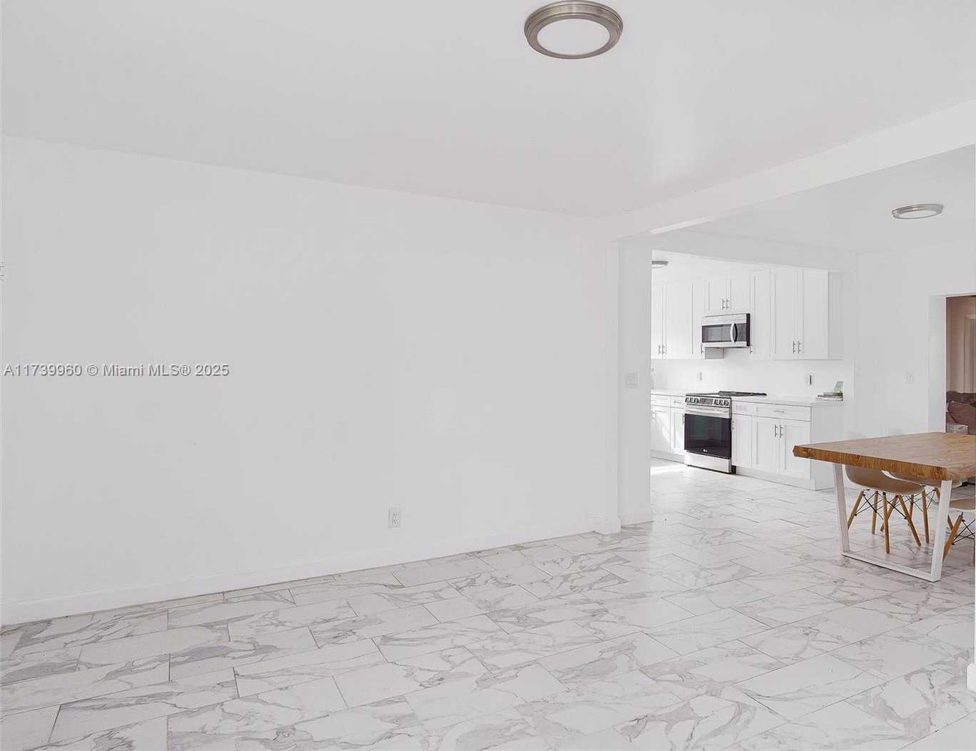 Small Image of 425 NORTH WEST 122ND ST, North Miami Number 2