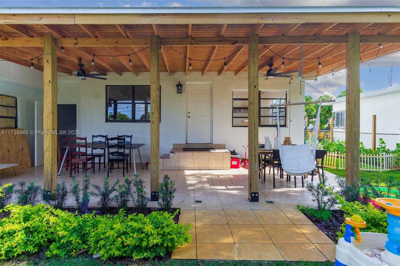 Small Image of 425 NORTH WEST 122ND ST, North Miami Number 22