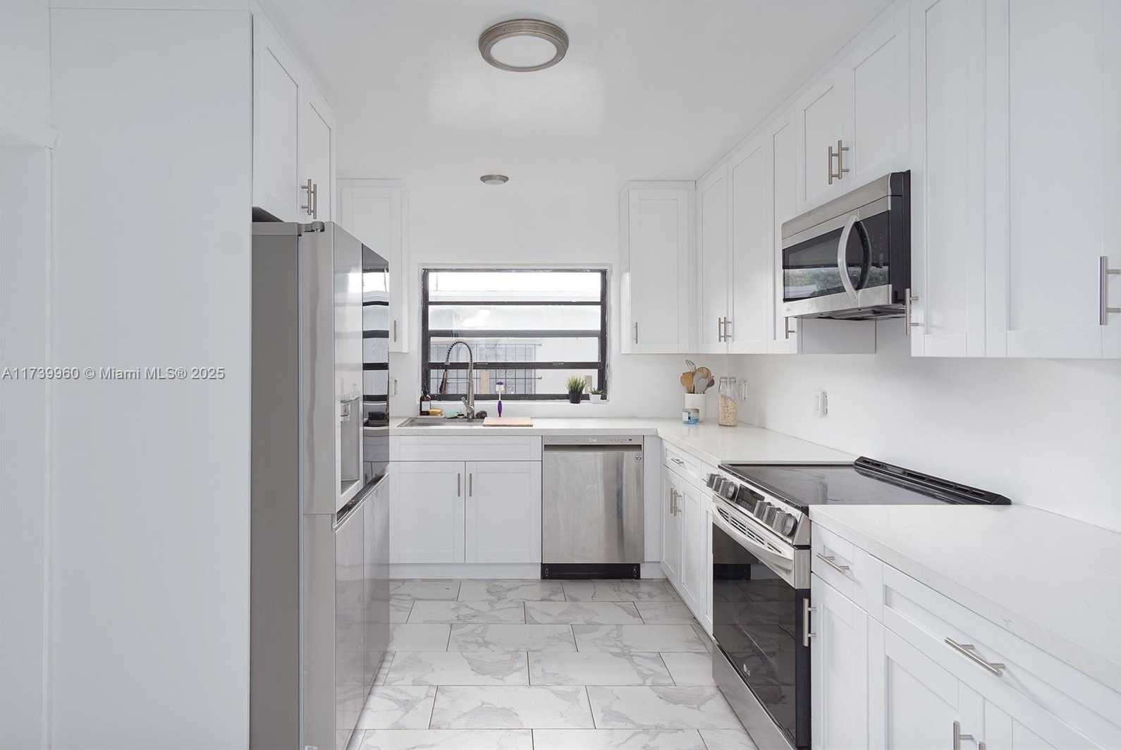 Small Image of 425 NORTH WEST 122ND ST, North Miami Number 4
