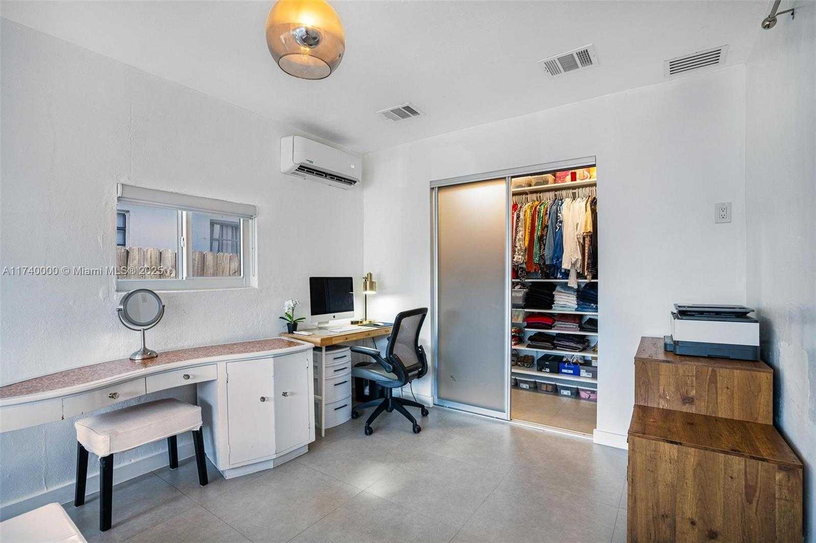 Small Image of 2923 MADISON ST, Hollywood Number 25
