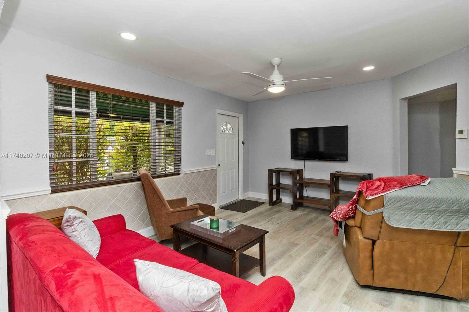 Small Image of 400 SOUTH 62ND TER, Hollywood Number 6