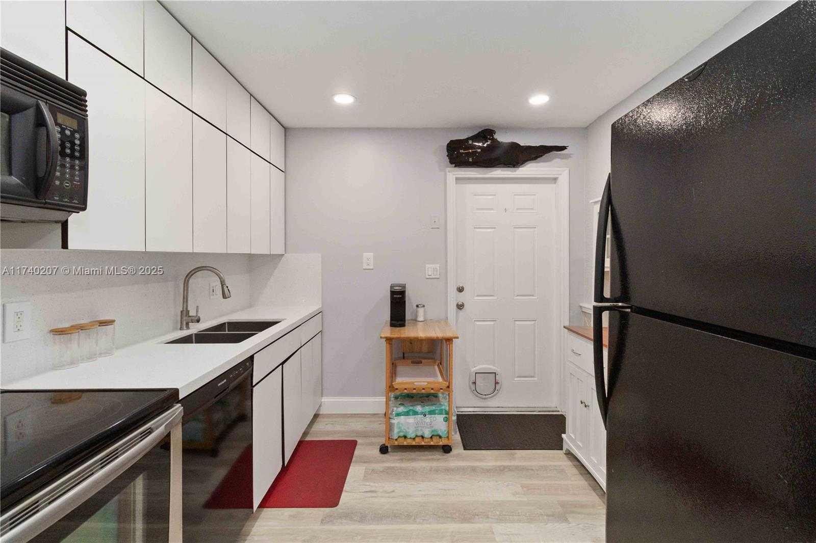 Small Image of 400 SOUTH 62ND TER, Hollywood Number 9