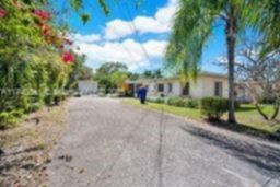 Small Image of 11624 SOUTH WEST 93RD ST, Miami Number 12