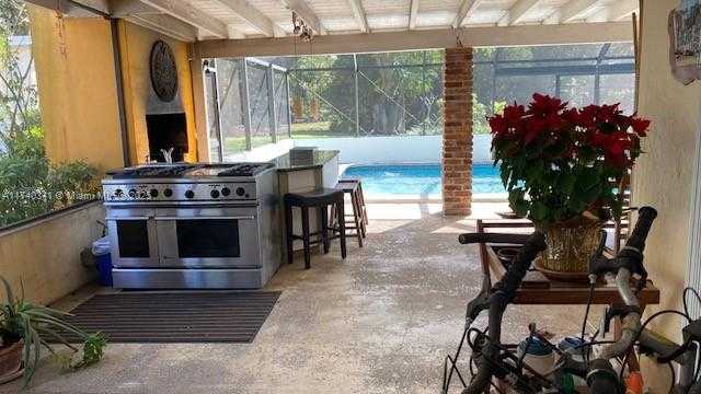 Small Image of 11624 SOUTH WEST 93RD ST, Miami Number 19
