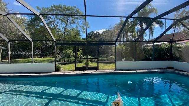 Small Image of 11624 SOUTH WEST 93RD ST, Miami Number 29