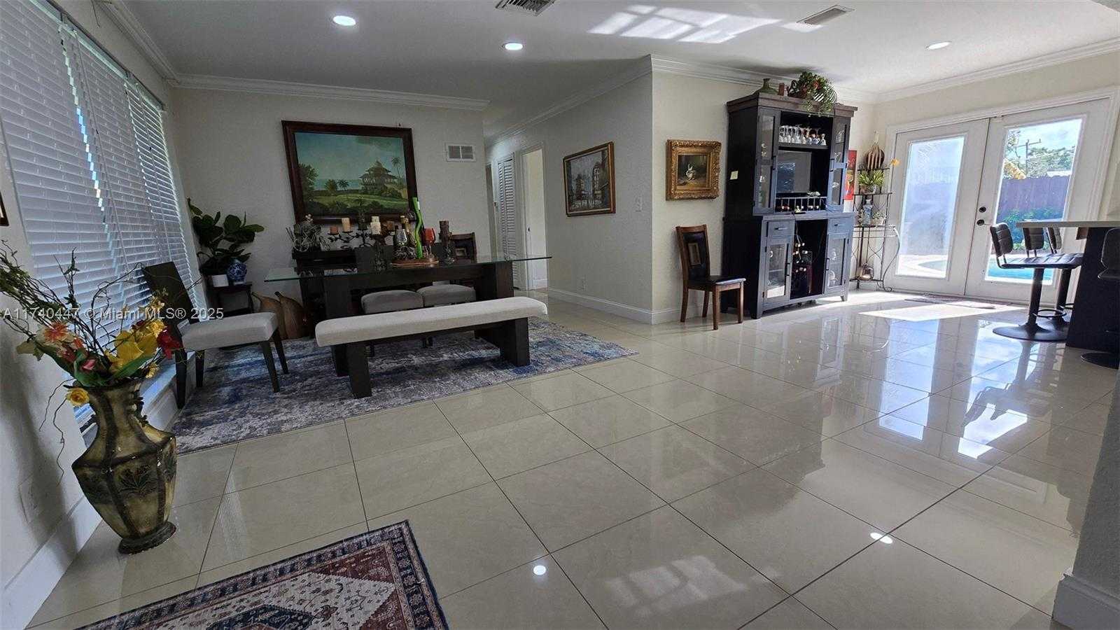 Small Image of 5051 NORTH EAST 6TH AVE, Deerfield Beach Number 7