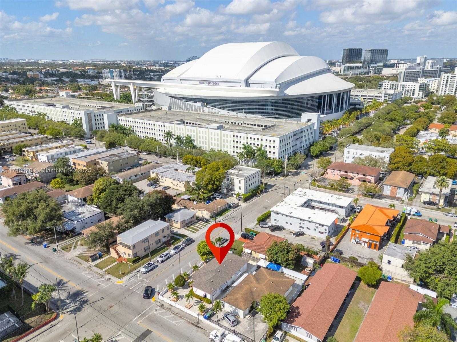 Small Image of 201 NORTH WEST 14TH AVE, Miami Number 29