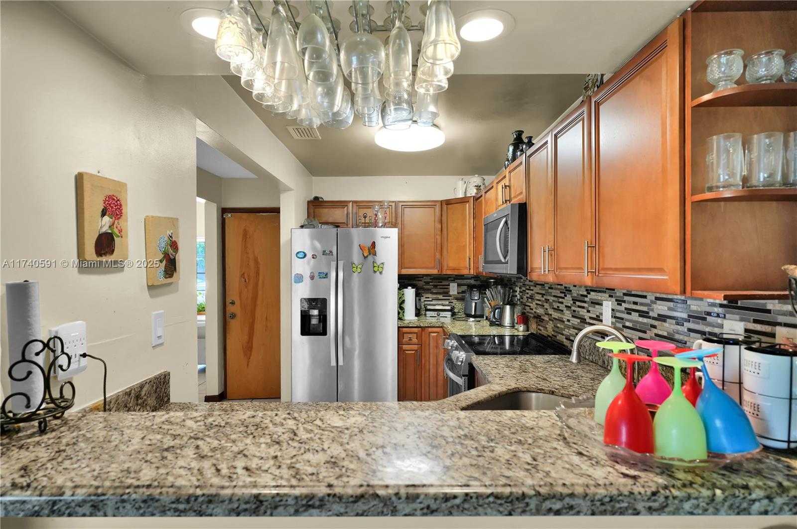 Small Image of 15921 SOUTH WEST 143RD AVE, Miami Number 11
