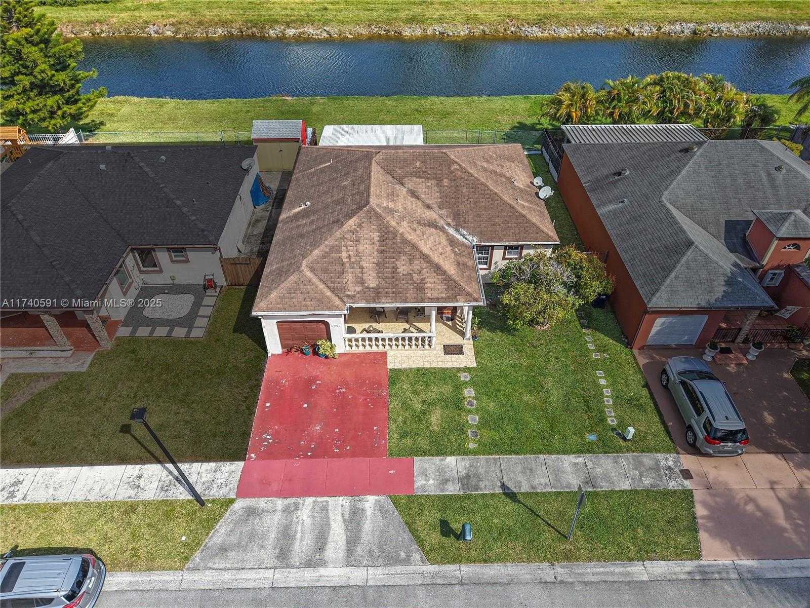 Small Image of 15921 SOUTH WEST 143RD AVE, Miami Number 30