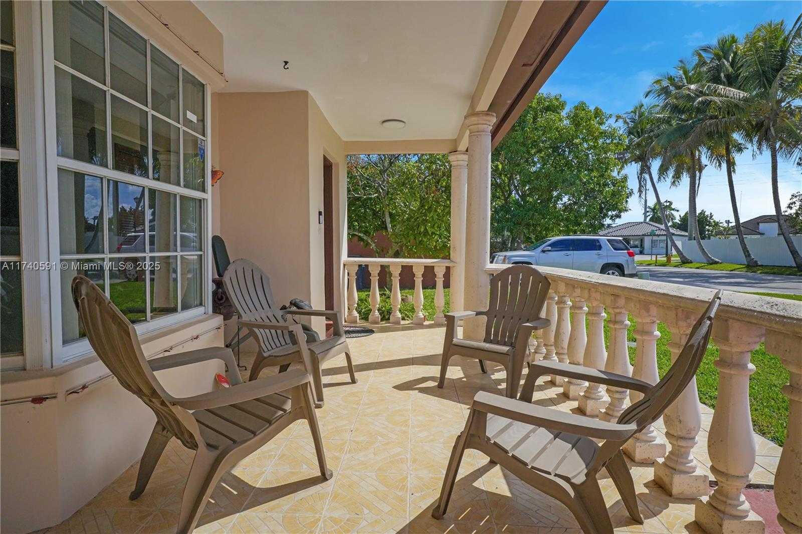 Small Image of 15921 SOUTH WEST 143RD AVE, Miami Number 37