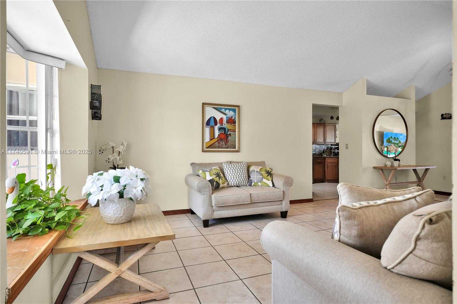 Small Image of 15921 SOUTH WEST 143RD AVE, Miami Number 5