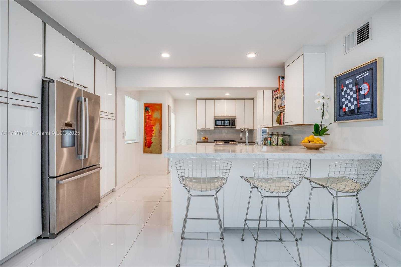 Small Image of 2135 NORTH EAST 124TH ST, North Miami Number 14