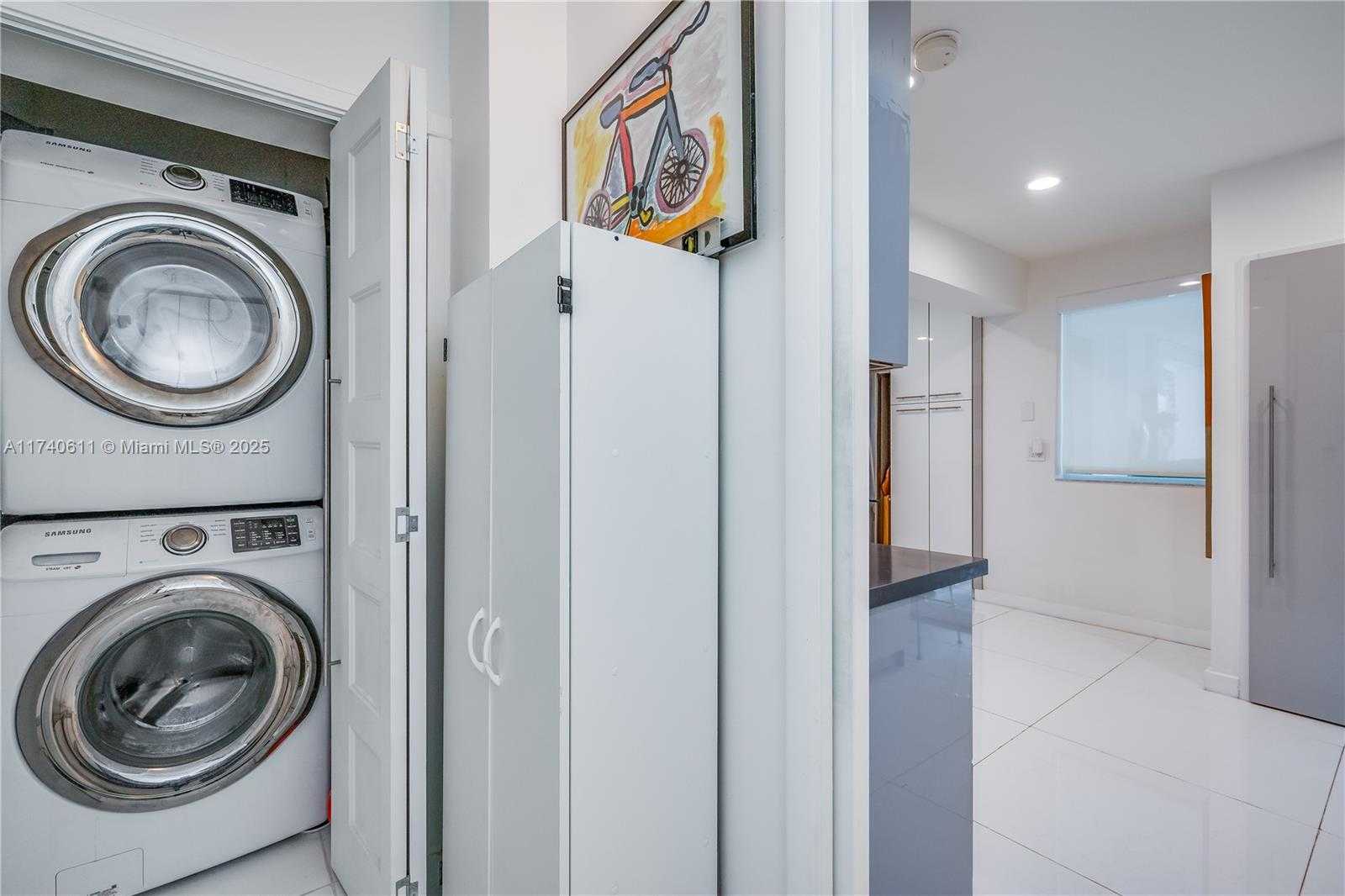 Small Image of 2135 NORTH EAST 124TH ST, North Miami Number 28