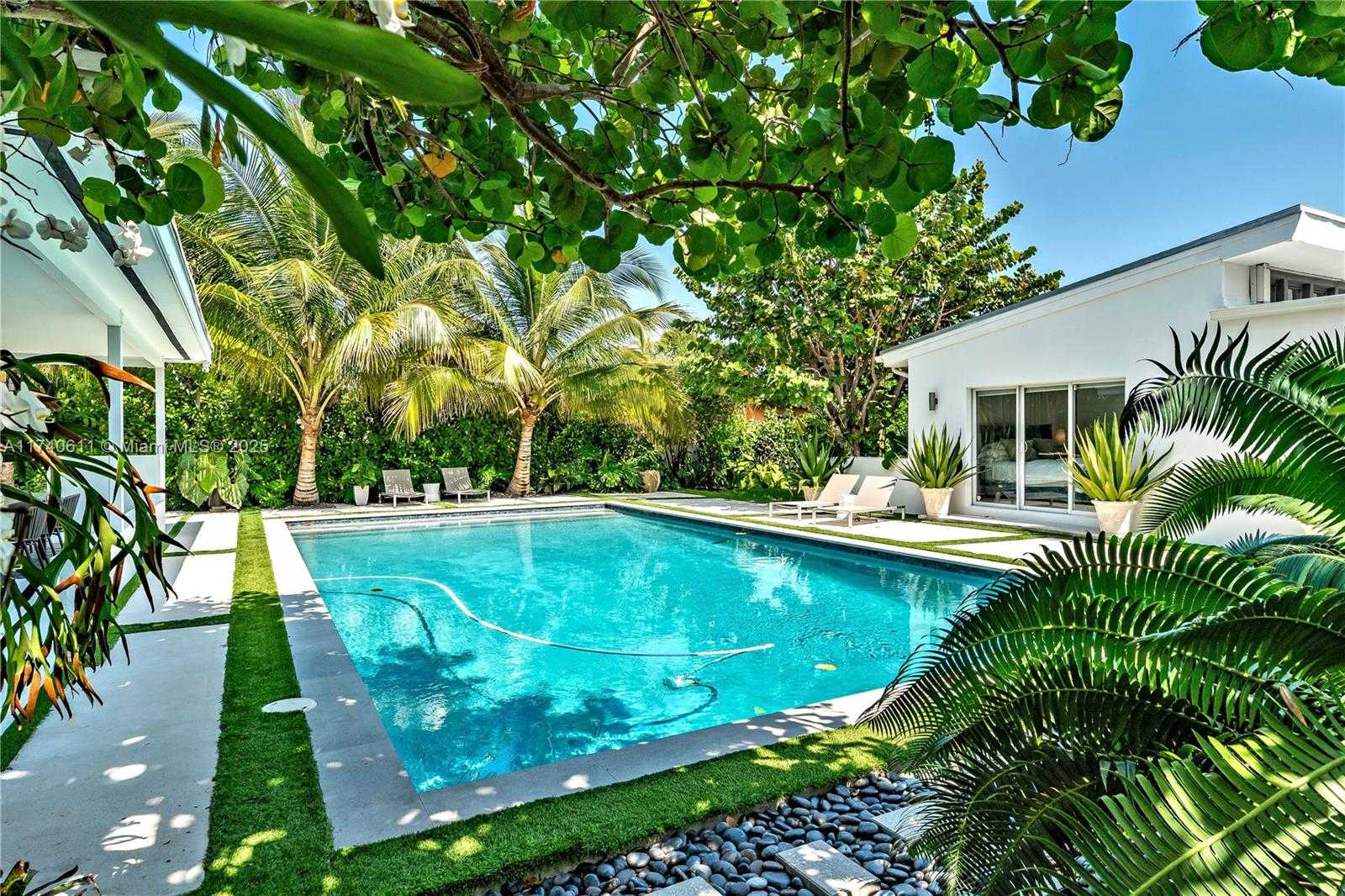 Small Image of 2135 NORTH EAST 124TH ST, North Miami Number 6
