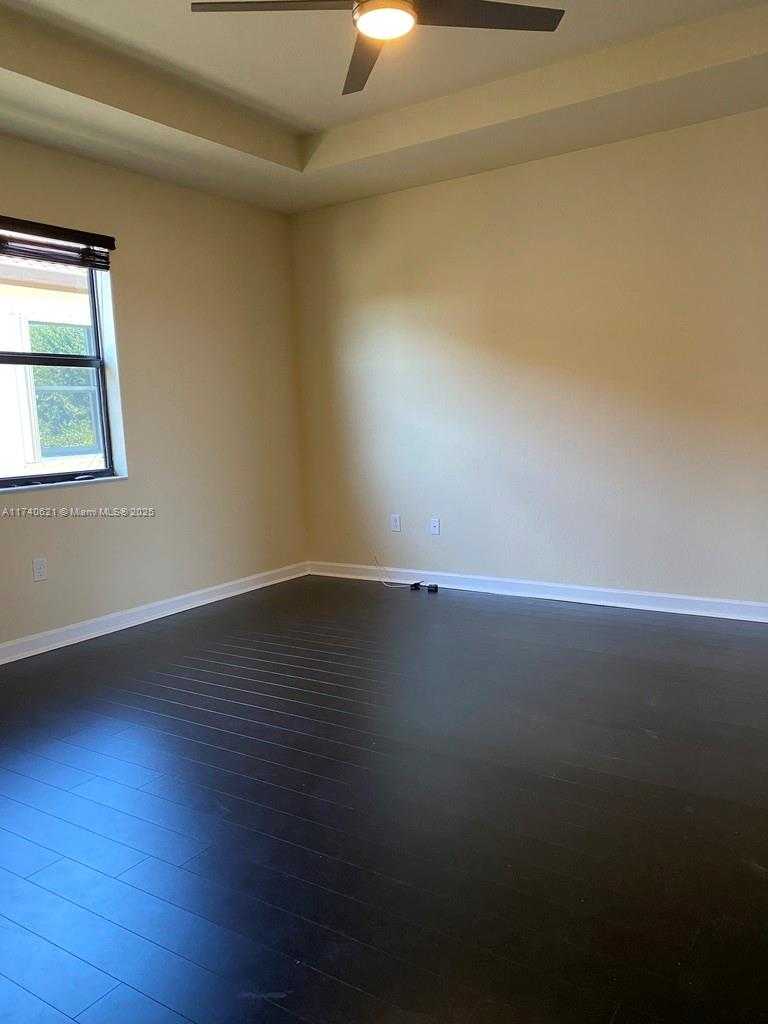 Small Image of 3609 SOUTH EAST 1 STREET, Homestead Number 10