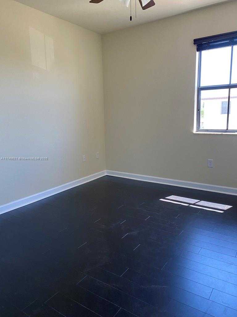Small Image of 3609 SOUTH EAST 1 STREET, Homestead Number 14