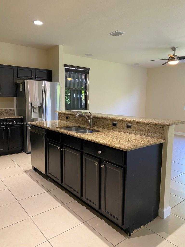 Small Image of 3609 SOUTH EAST 1 STREET, Homestead Number 5