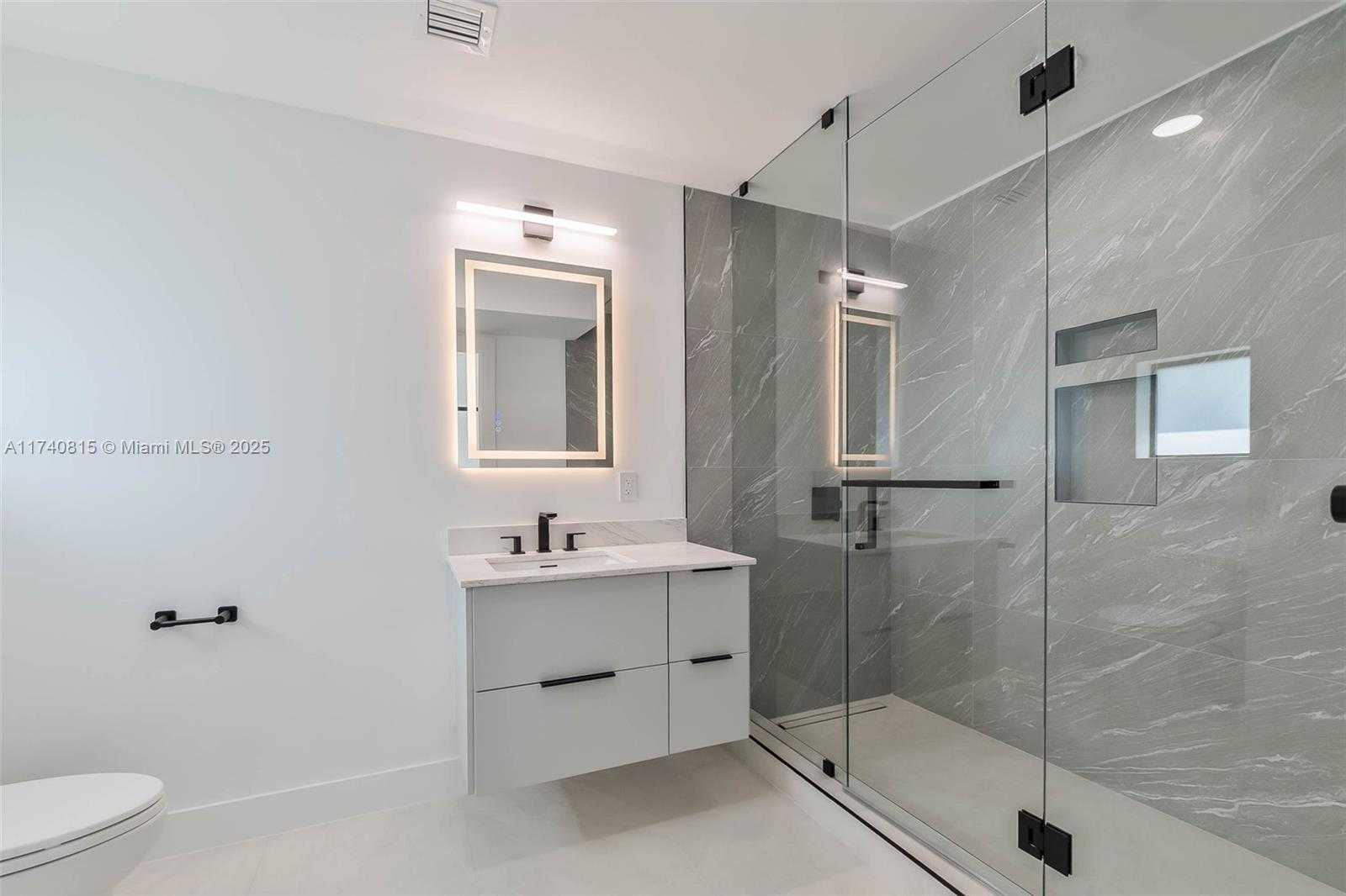 Small Image of 14091 SOUTH WEST 82ND PL, Palmetto Bay Number 24