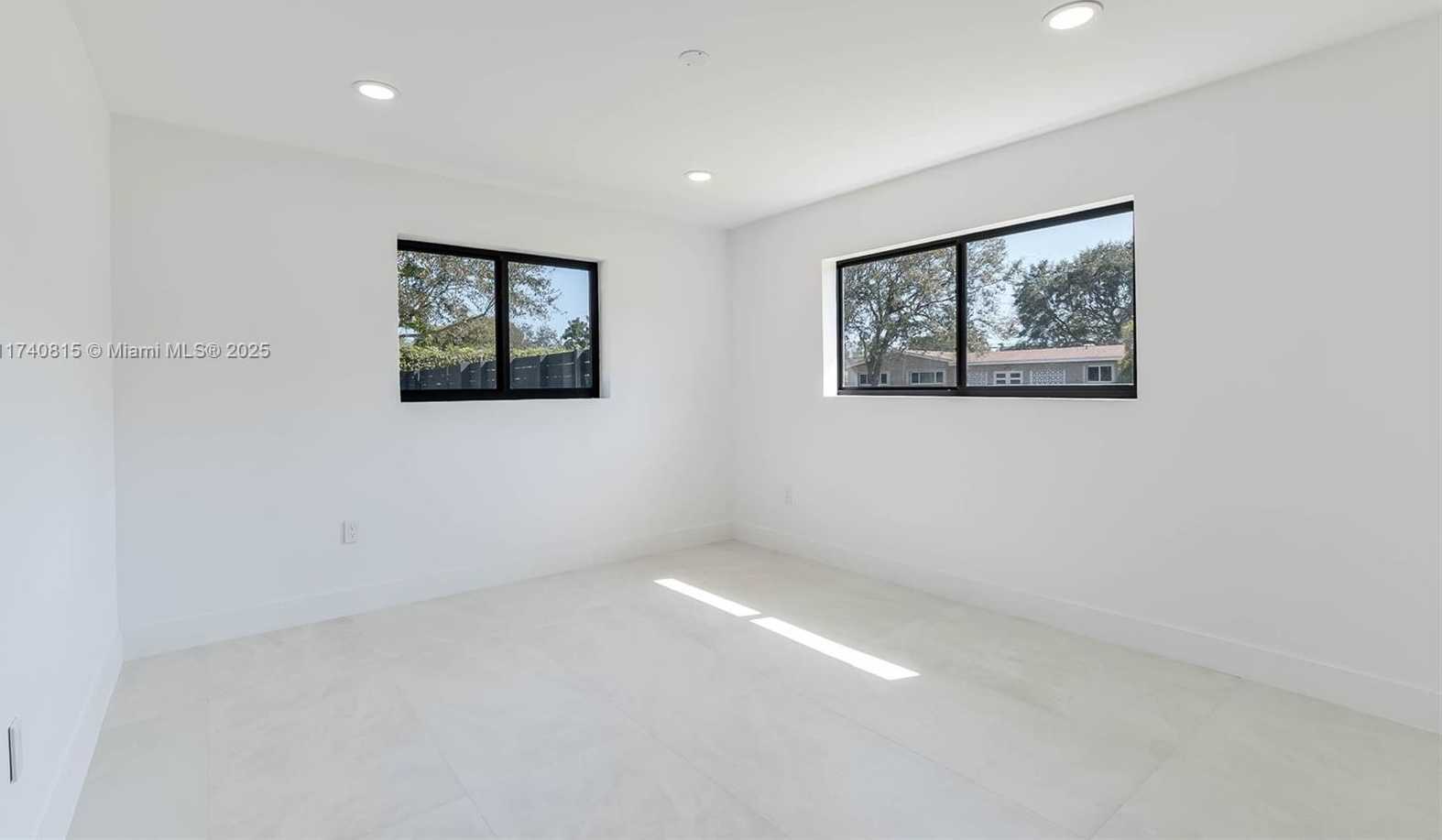 Small Image of 14091 SOUTH WEST 82ND PL, Palmetto Bay Number 25