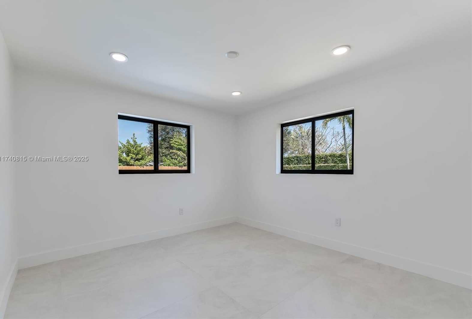 Small Image of 14091 SOUTH WEST 82ND PL, Palmetto Bay Number 28