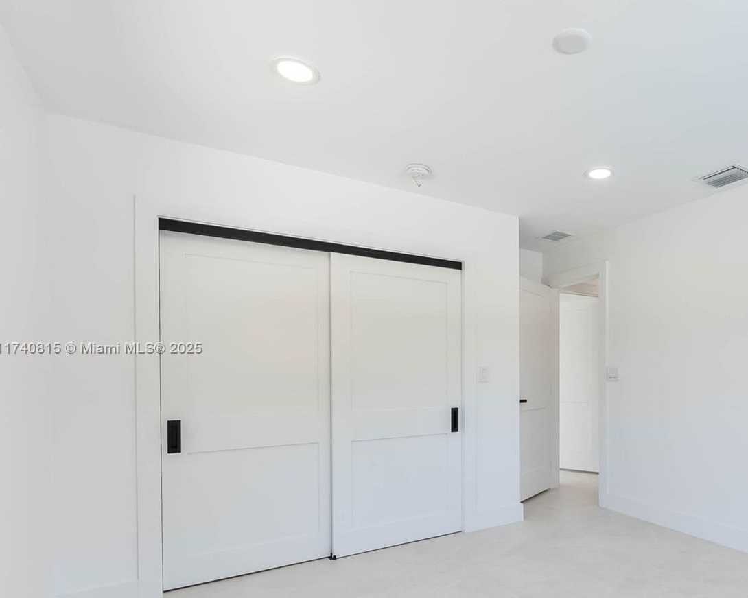 Small Image of 14091 SOUTH WEST 82ND PL, Palmetto Bay Number 29