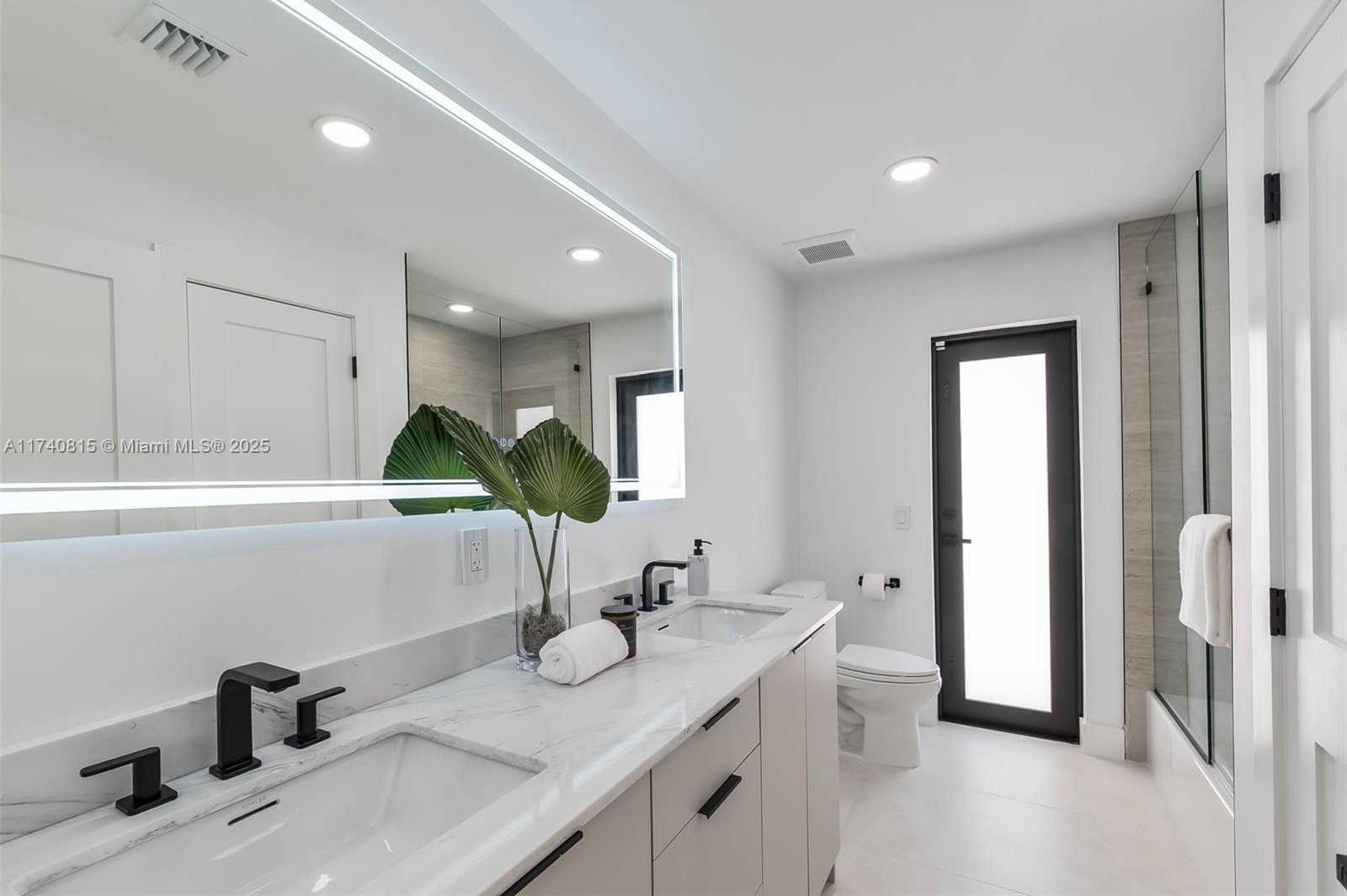 Small Image of 14091 SOUTH WEST 82ND PL, Palmetto Bay Number 31