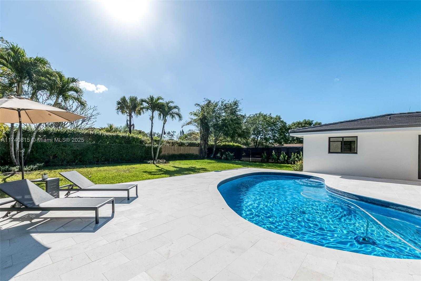 Small Image of 14091 SOUTH WEST 82ND PL, Palmetto Bay Number 35