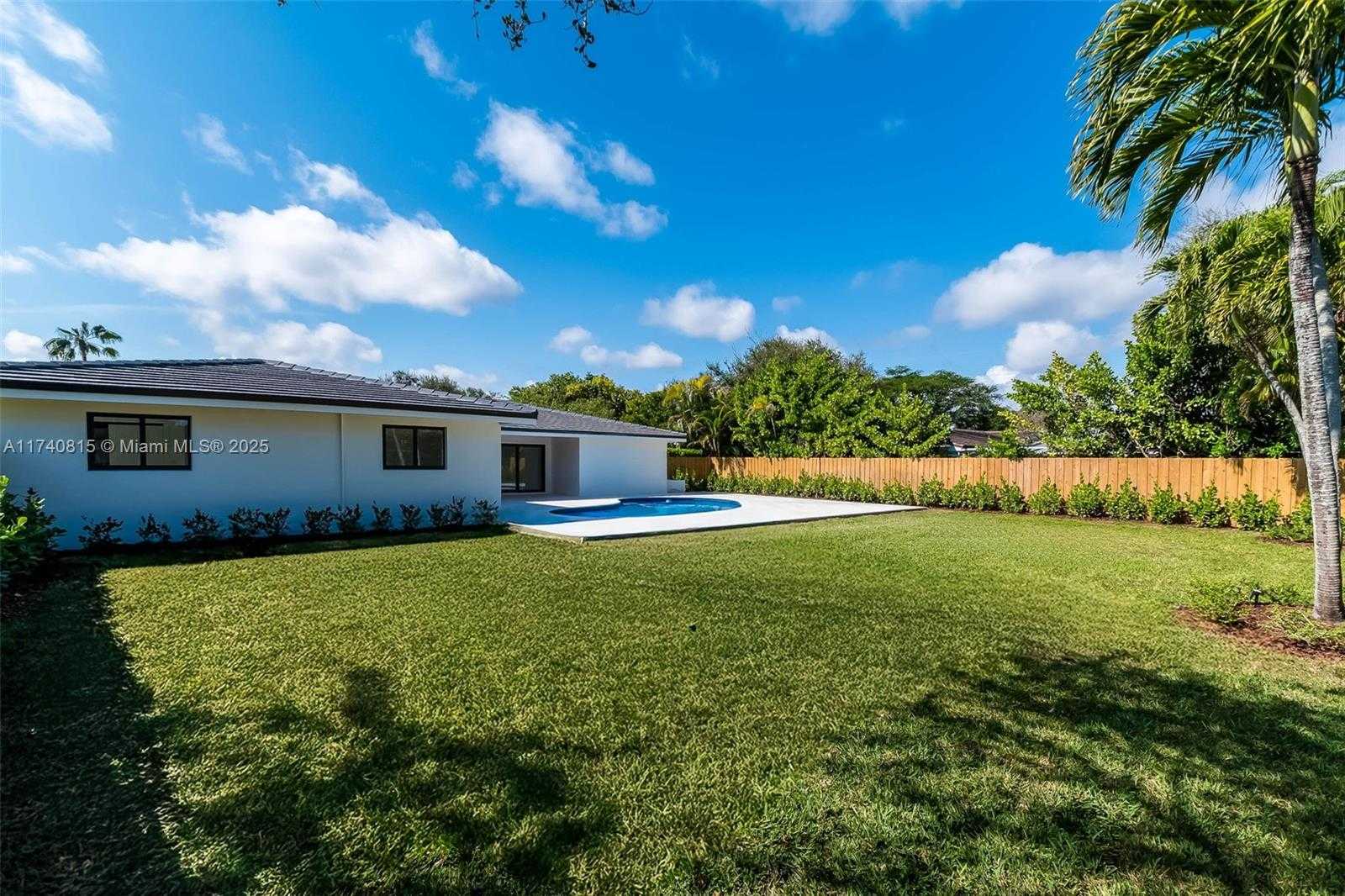 Small Image of 14091 SOUTH WEST 82ND PL, Palmetto Bay Number 39
