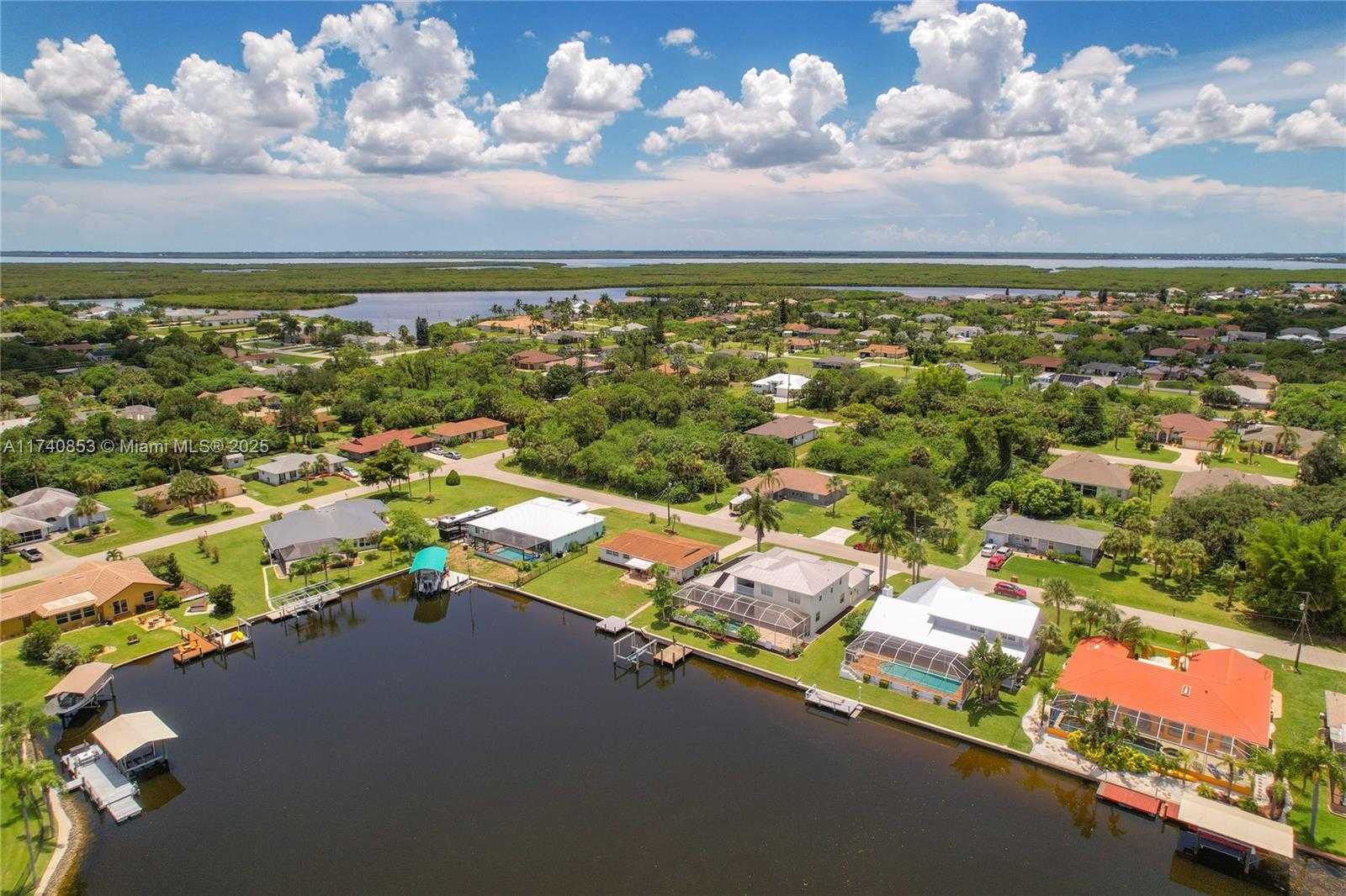 Small Image of Port Charlotte Number 14