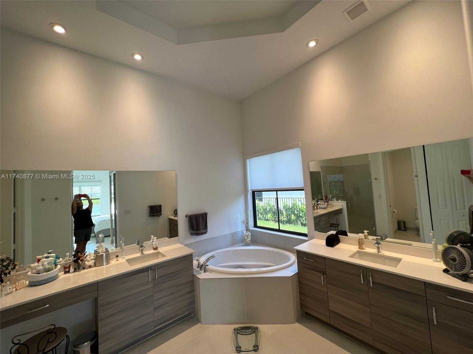Small Image of 4957 CORRADO AVE, Ave Maria Number 8