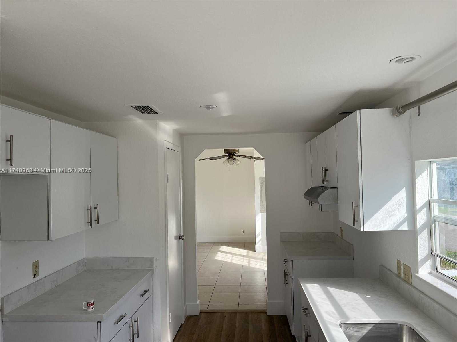 Small Image of 19800 SOUTH WEST 180TH AVE 281, Miami Number 7