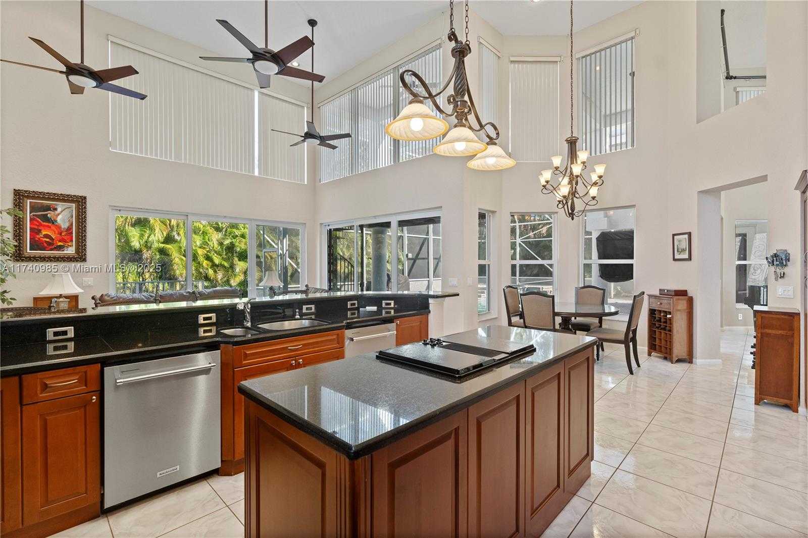 Small Image of 1113 SOUTH WEST 156TH TER, Pembroke Pines Number 11