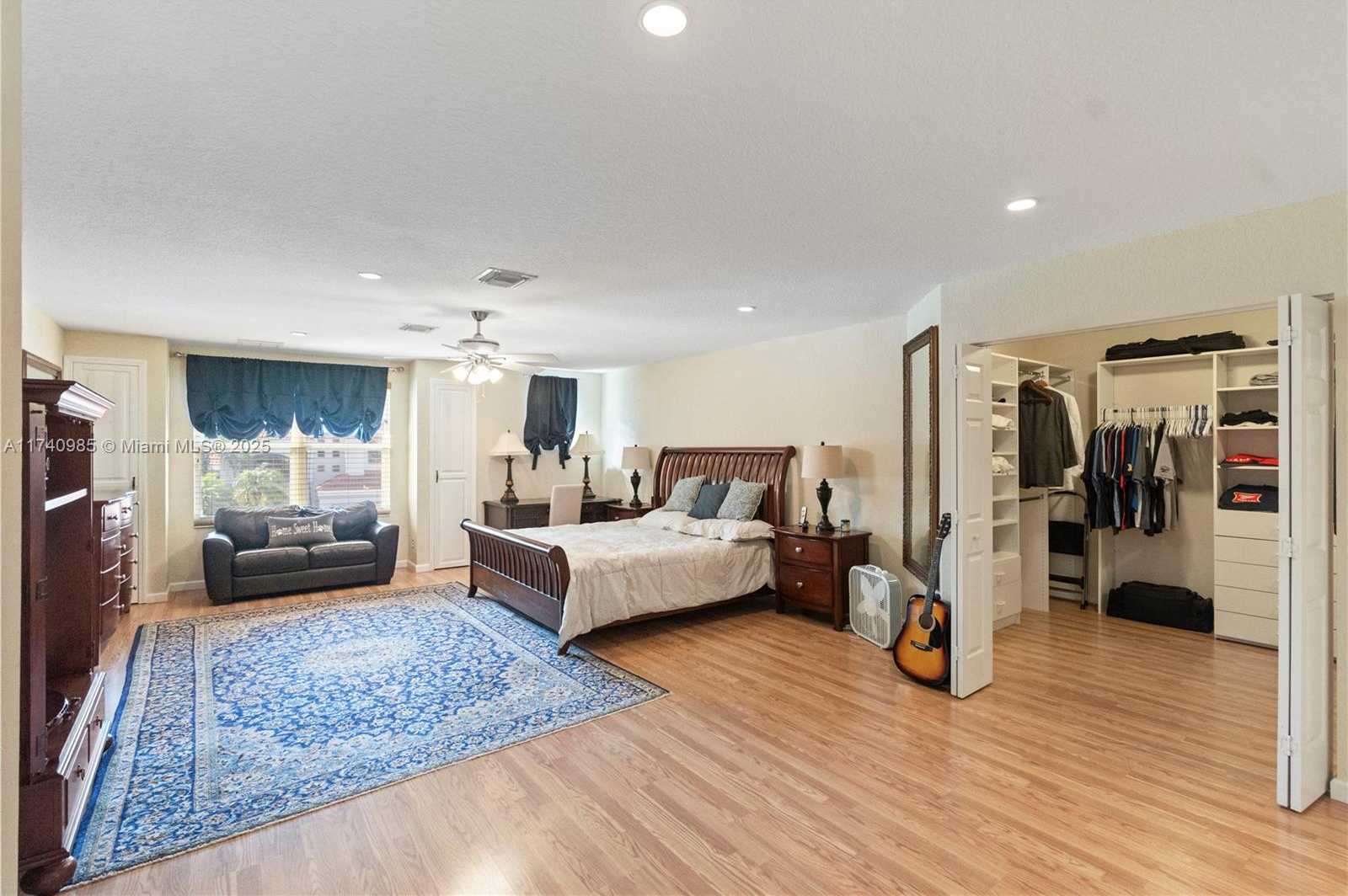 Small Image of 1113 SOUTH WEST 156TH TER, Pembroke Pines Number 36