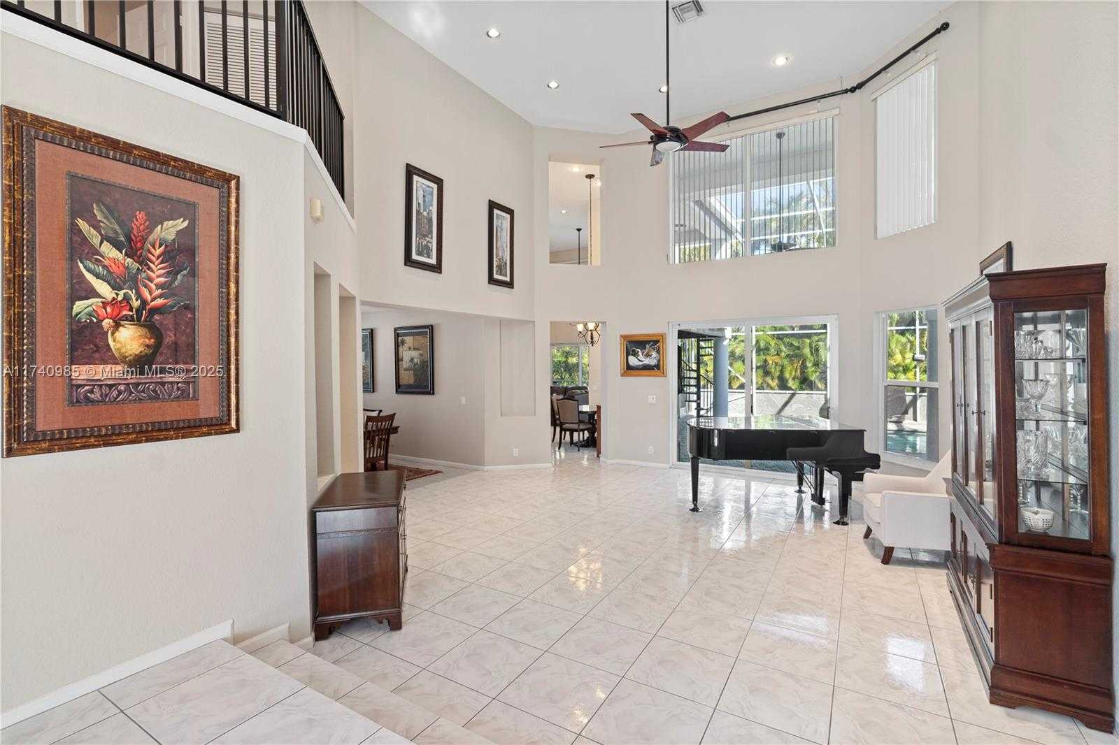 Small Image of 1113 SOUTH WEST 156TH TER, Pembroke Pines Number 5