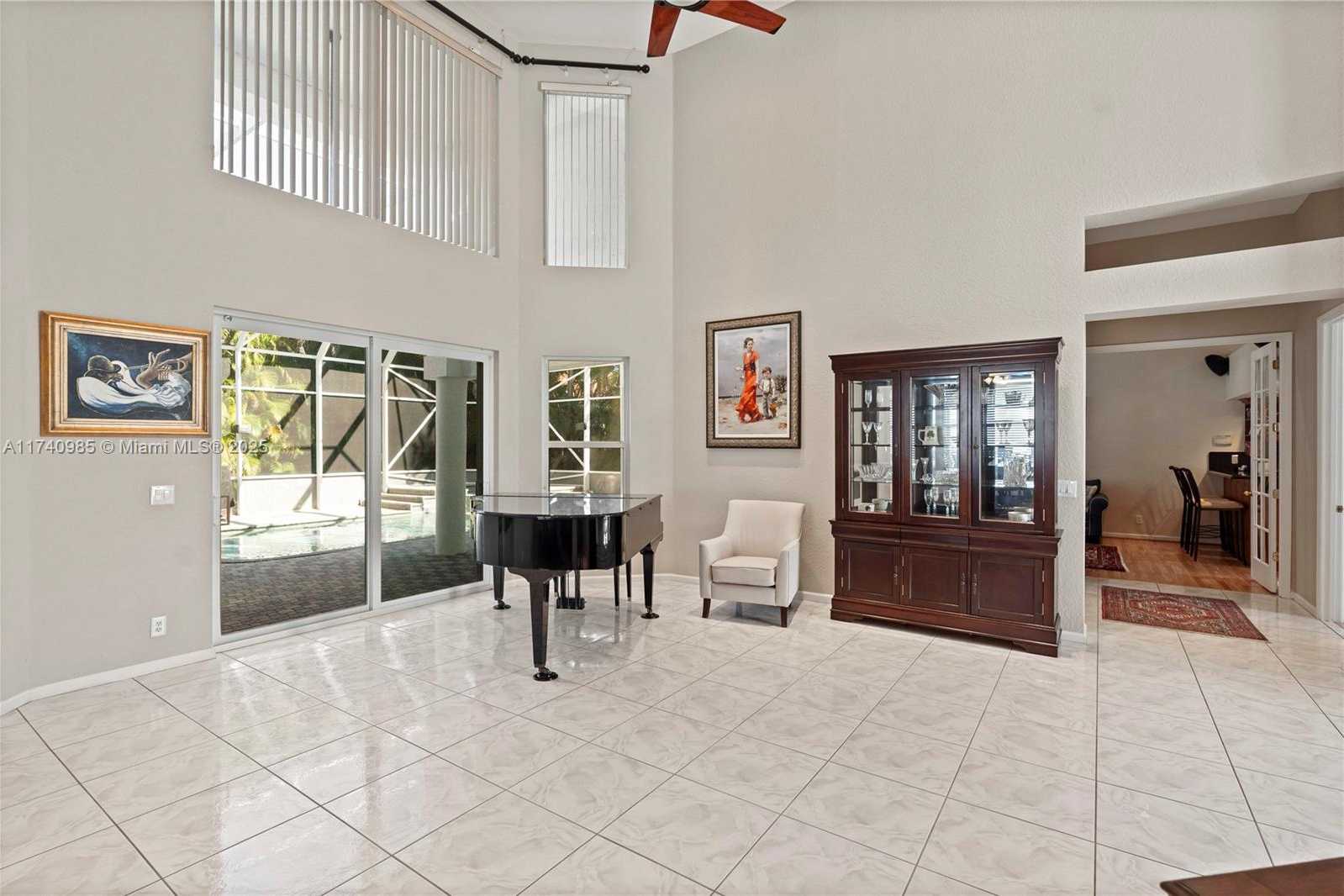 Small Image of 1113 SOUTH WEST 156TH TER, Pembroke Pines Number 6