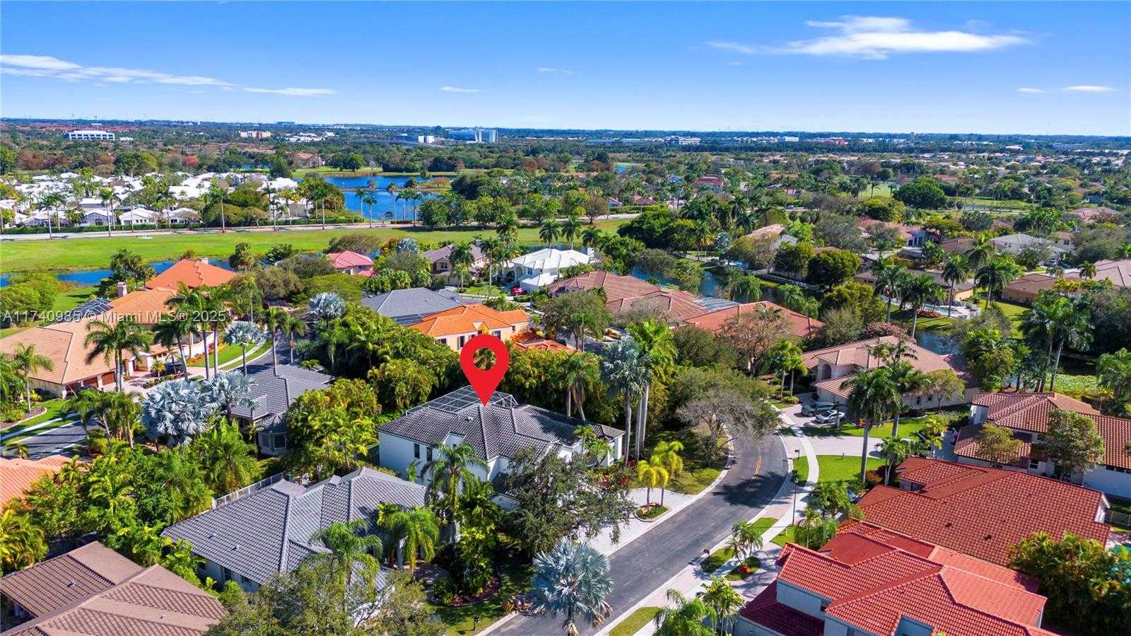 Small Image of 1113 SOUTH WEST 156TH TER, Pembroke Pines Number 71