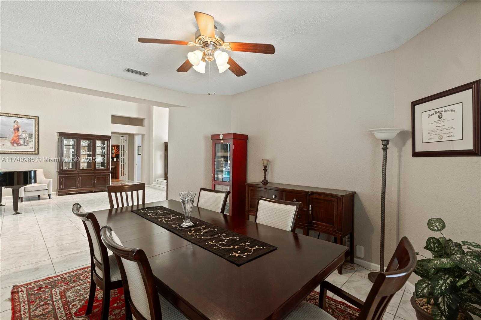 Small Image of 1113 SOUTH WEST 156TH TER, Pembroke Pines Number 9