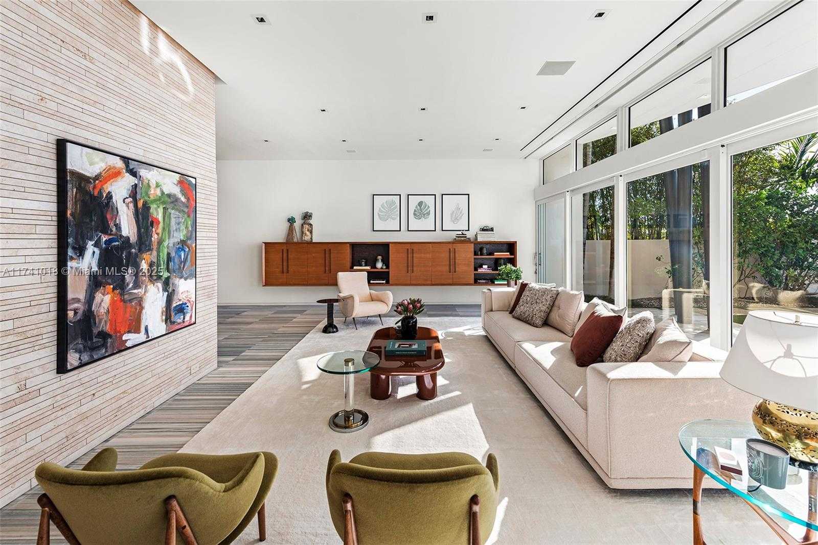 Small Image of 610 WEST DILIDO DR, Miami Beach Number 15
