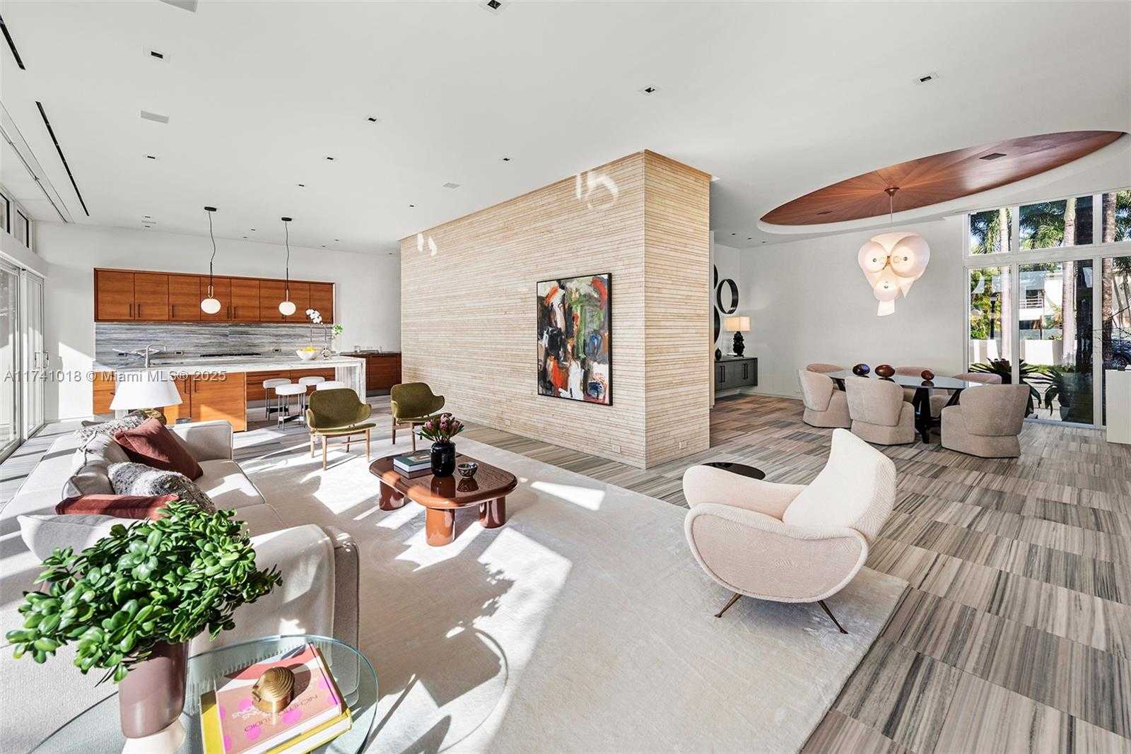 Small Image of 610 WEST DILIDO DR, Miami Beach Number 17