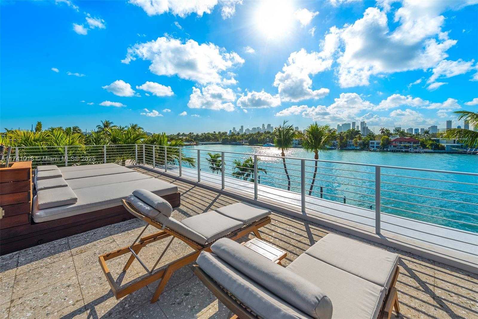 Small Image of 610 WEST DILIDO DR, Miami Beach Number 38