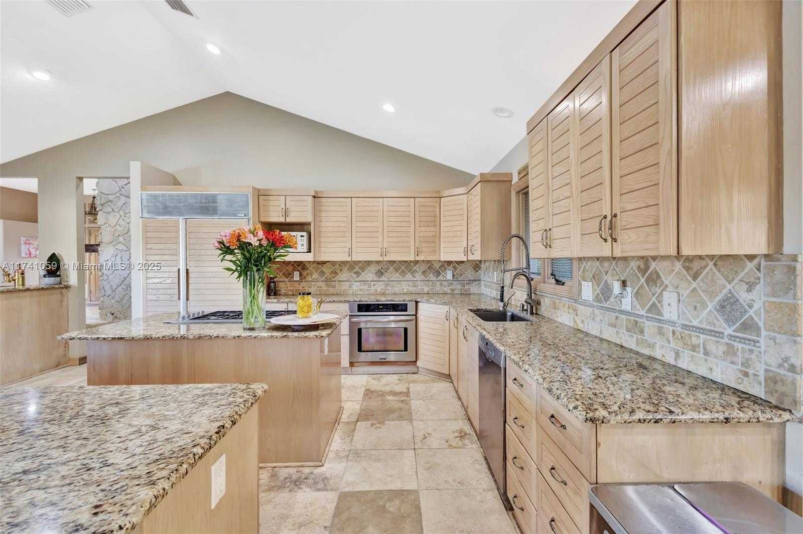 Small Image of 2400 NORTH WEST LAKERIDGE DR, Palm City Number 25