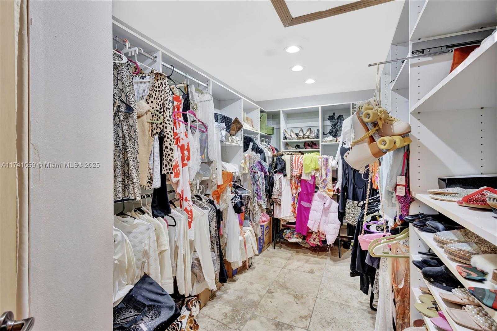 Small Image of 2400 NORTH WEST LAKERIDGE DR, Palm City Number 39