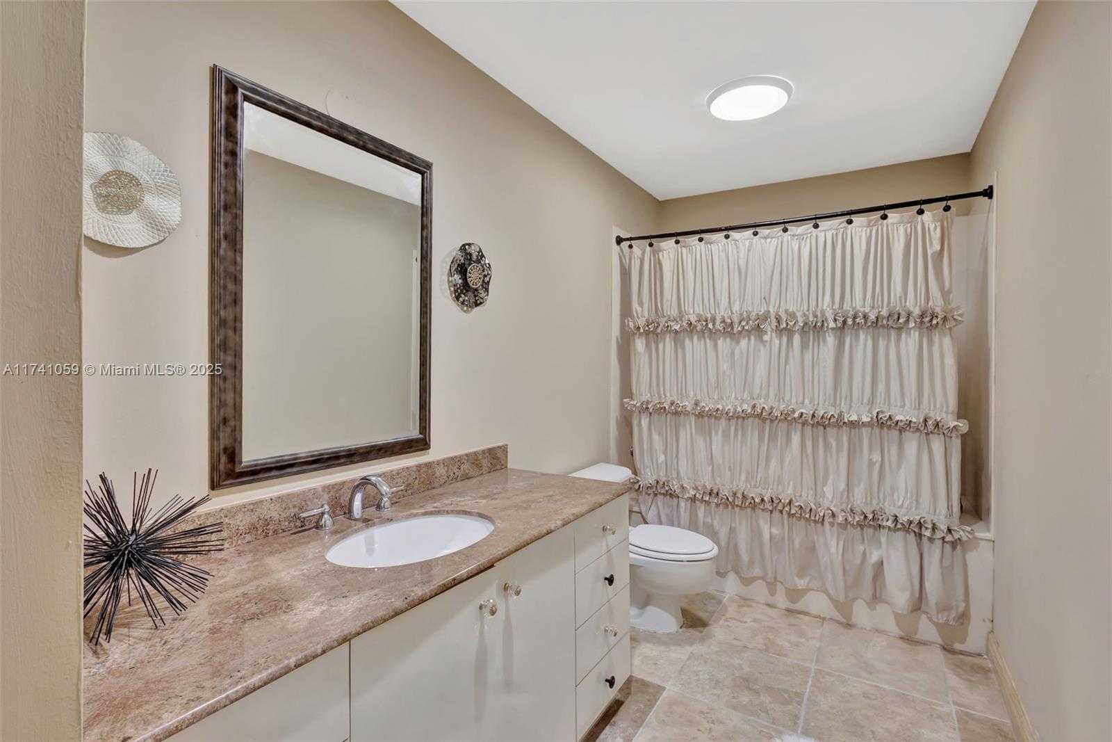 Small Image of 2400 NORTH WEST LAKERIDGE DR, Palm City Number 44