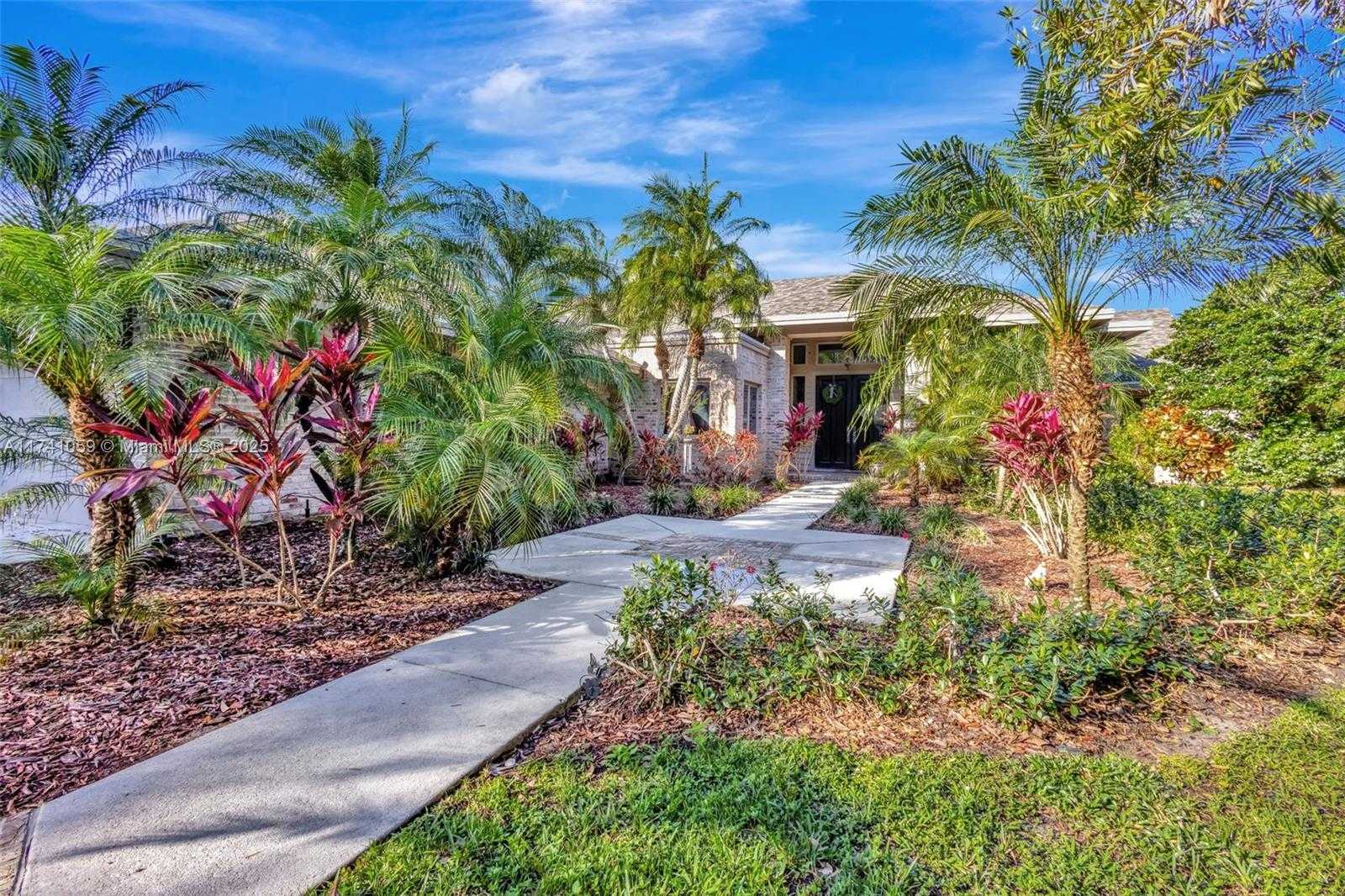 Small Image of 2400 NORTH WEST LAKERIDGE DR, Palm City Number 5